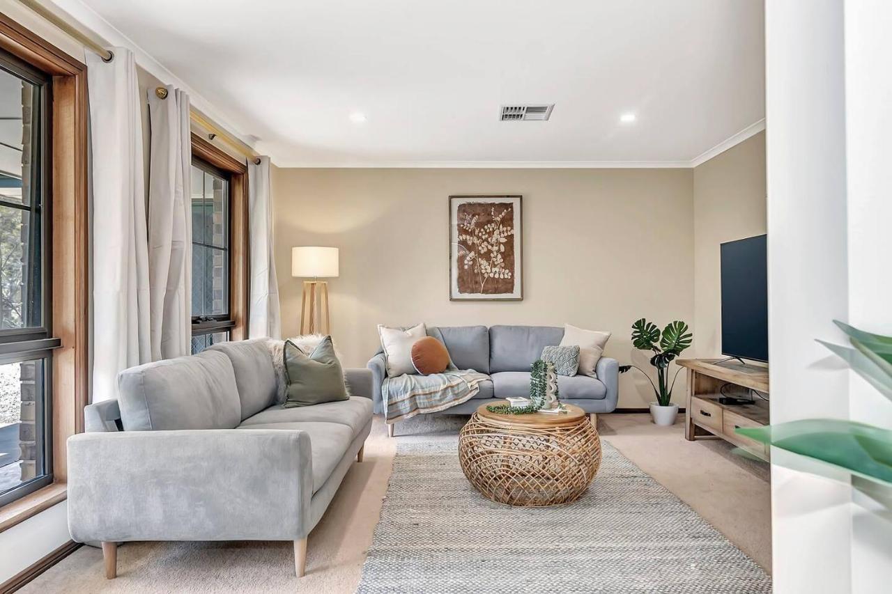 'golden Homestead' A Panoramic Vineyard Escape Holiday home Mclaren Vale